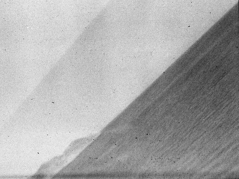 RAW WAR - Aziza - Phases Magazine